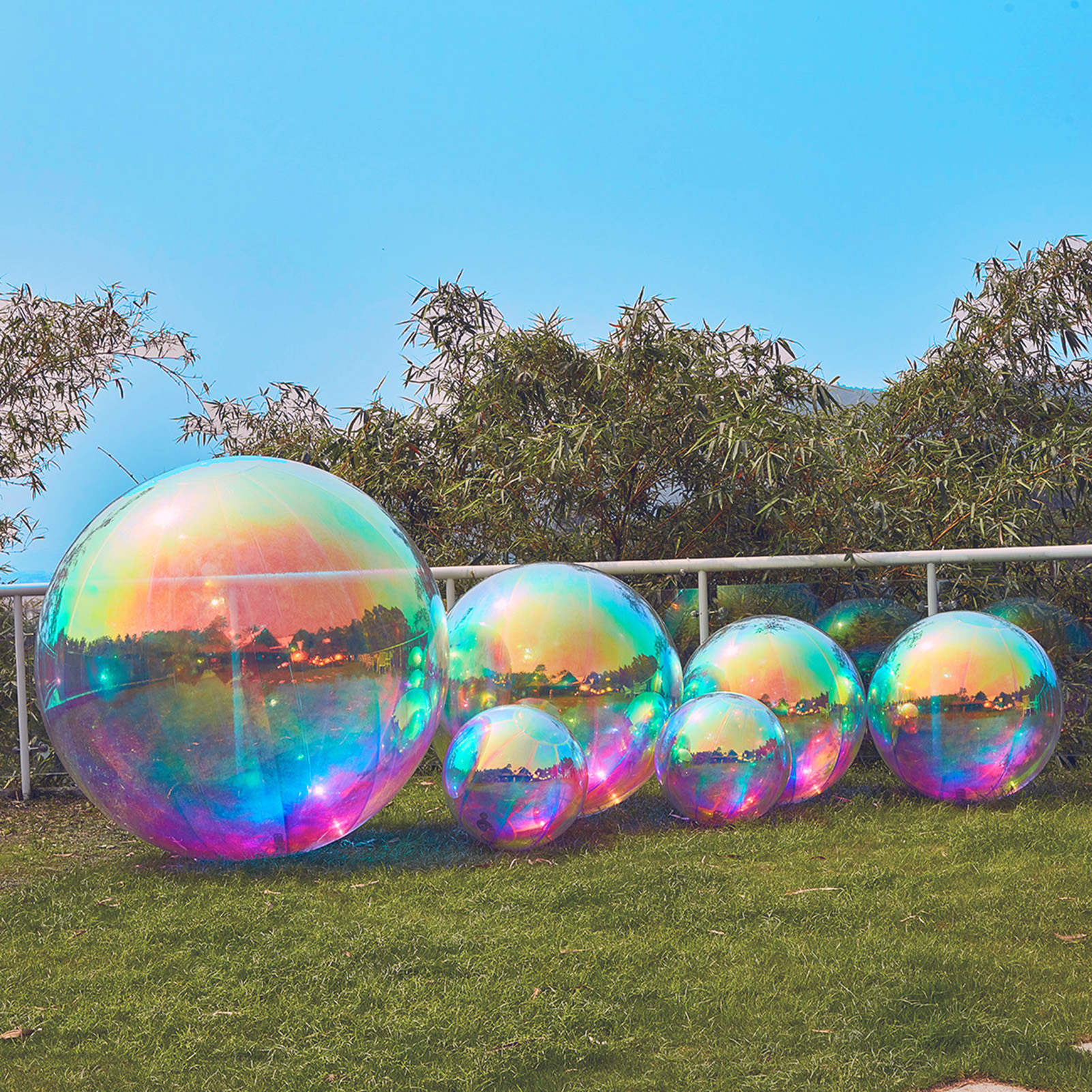 At wedding scenes, colorful inflatable mirror balls and big shiny balls can become romantic symbols and add a gorgeous touch of color to the happy moments of the newlyweds Inflatable Mirror Ball Combination Set - 6 Colourful Balls - Image 4