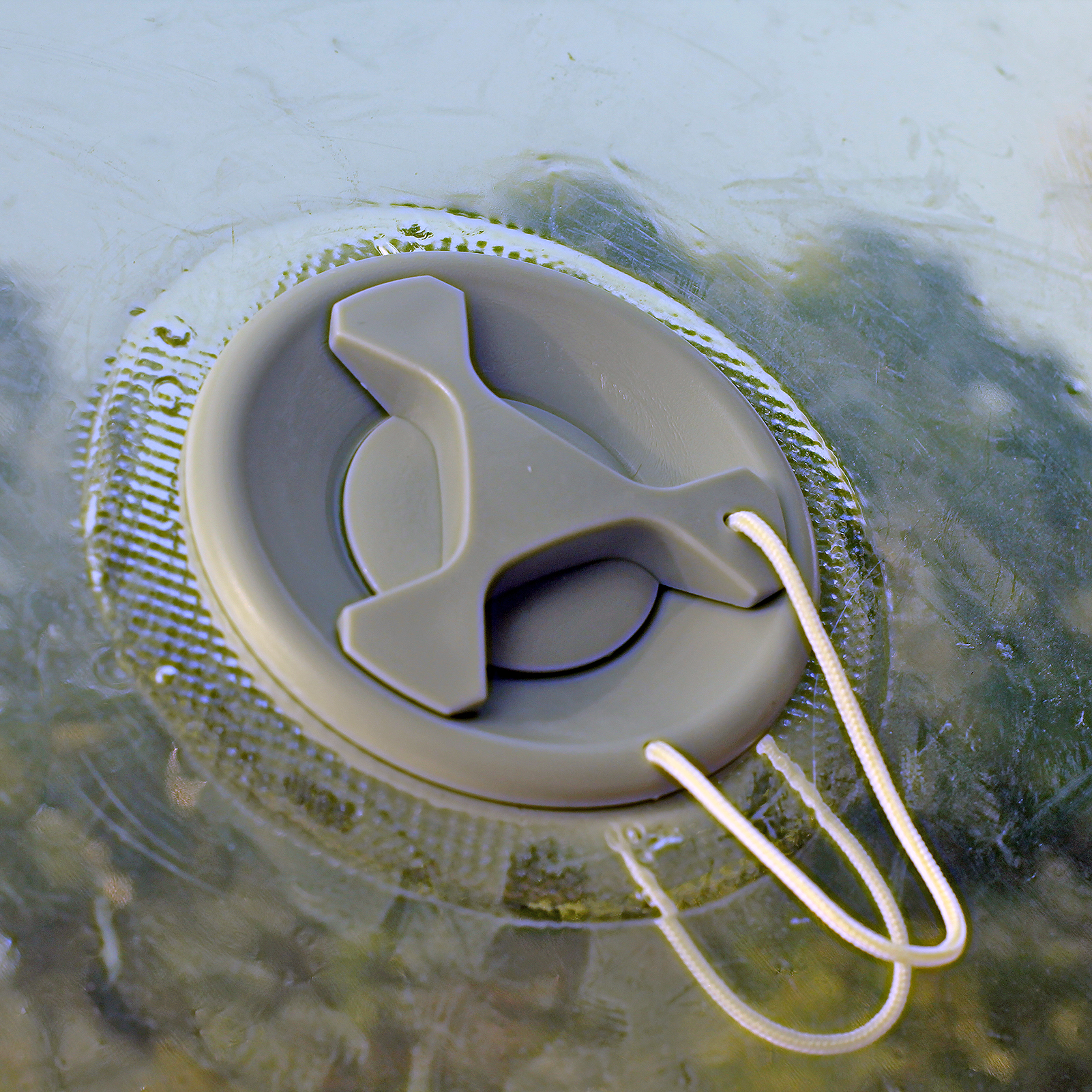 The silver inflatable mirrored ball, a big shiny ball, is like an elegant silver fairy, quietly emitting a noble aura Silver inflatable mirror balls,Silver big shiny ball - 图片 5